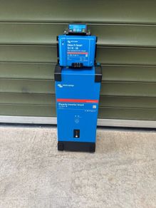 Vicron Phoenix Smart Inverter (Brand New)