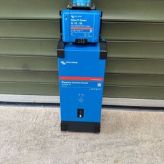 Vicron Phoenix Smart Inverter (Brand New)