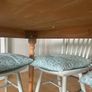 table and chairs Image 3