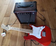 Kids Electric Guitar + GLX AC-15 Amplifier  Great Starter Set