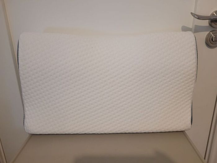 Derila pillow