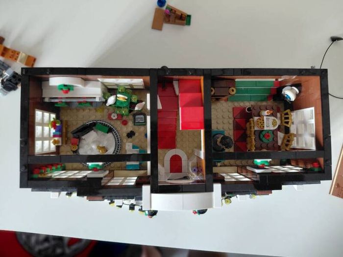 Lego Home Alone house 21330