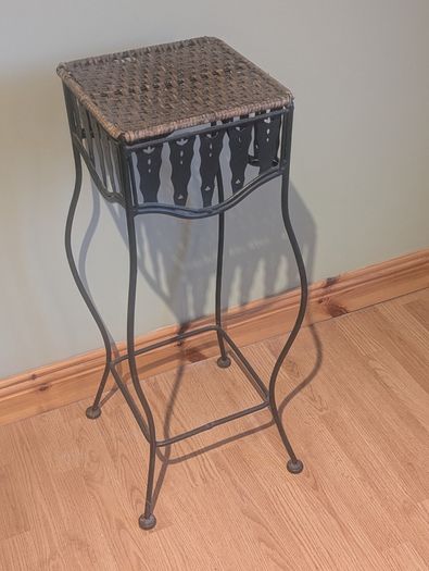 Plant Stand