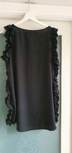 maggie & me black tunic / top with ruffle sides Sz L (10-14 UK)