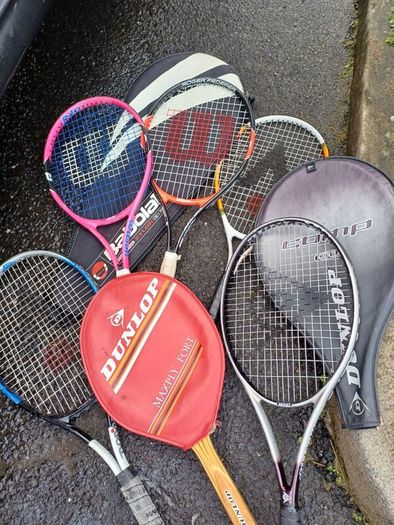 6 Long tennis rackets