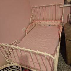 kids Extending bed  IKEA