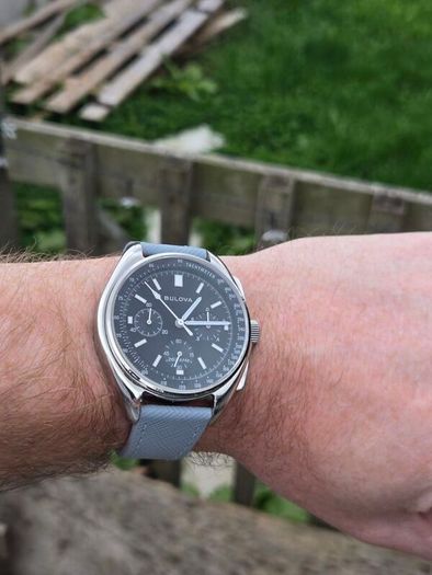 Bulova Luna Pilot