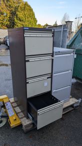 Cabinet drawers 4 and 3