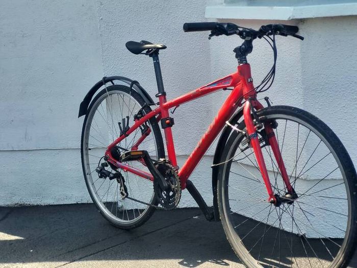 Universal.Unisex  hybrid bike used read add details