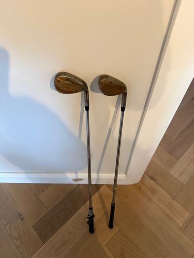 Golf 52 and 60 degree wedges