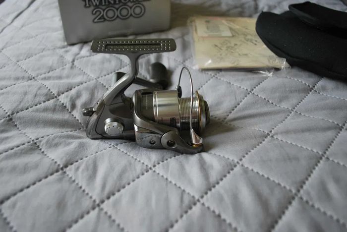 Shimano Twin Power 2000