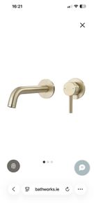 Wall mounted brass tap Aqualla