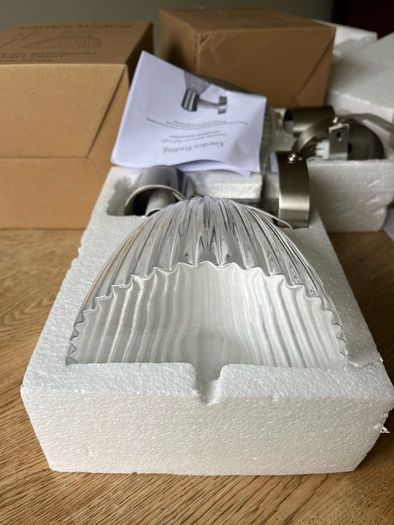 bathroom wall lights