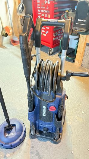 2200w Pressure Washer