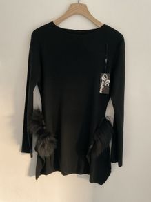 jumper black long statement jumper with fur sides detail and side slits cc fashion l/xlarge