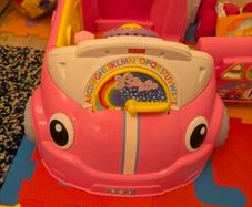 Fisher-Price Laugh & Learn Crawl Around Car