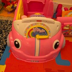 Fisher-Price Laugh & Learn Crawl Around Car
