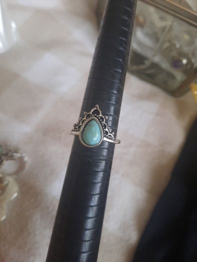 silvertone ring