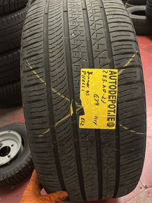 285/40-23 Pirelli tyre