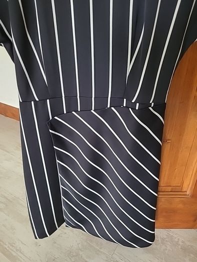 Ladies Navy and White Striped Dress NEW Size 10