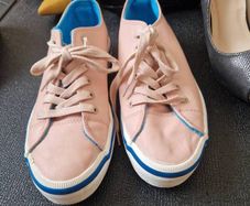 woman's trainers