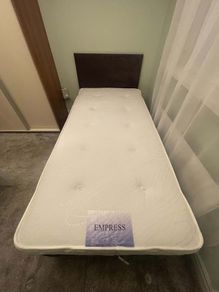 single bed