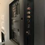 Phillips 32" LCD Image 5