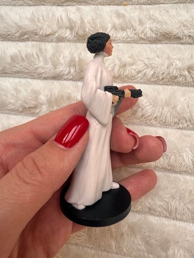 Star Wars Princess Leia Disney Store Cake Topper Action Figure approx. 9 cm. Used Please see photos