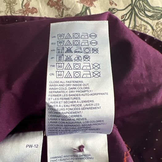 Tommy Hilfiger ladies purple polka dot shirt. Size 10