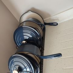 Brand new 7-Piece Enamel Cast Iron Cookware Set