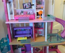 Barbie Dreamhouse