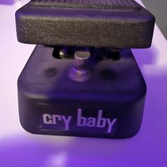 Cry baby wah pedal for guitar