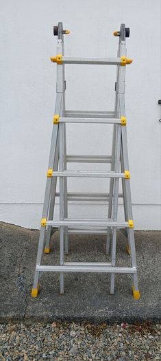 Stanley telescopic ladder