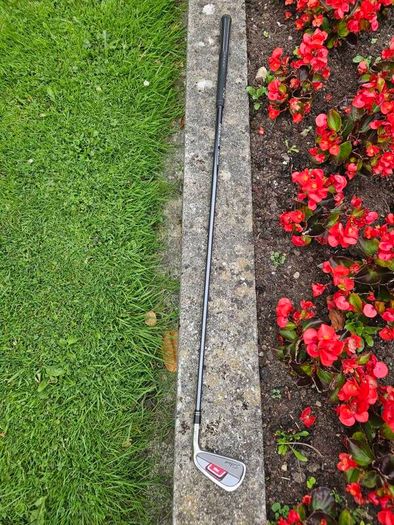Titleist Golf club.
