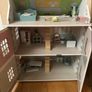 Wooden dolls house Image 2