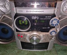 Panasonic SA-ak520 5cd changer
