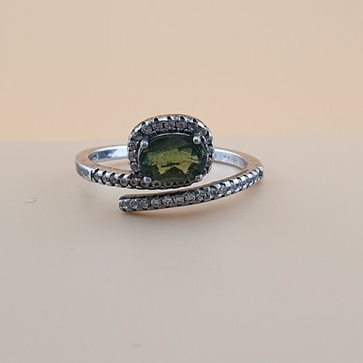 Vintage 925 Sterling Silver Green Tourmaline Ring Natural Gemstone Elegant Handmade Jewelry