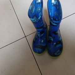 Dunnes Stores Boys Wellingtons. Size 9 Junior.