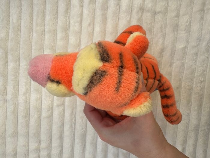 Disney Winnie The Pooh Tigger approx. 30 cm. Soft Tiger Used Please see photos