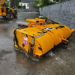Road sweeper