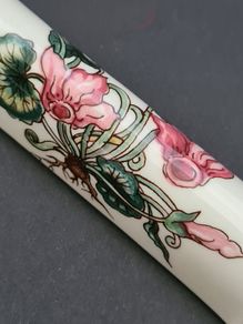 Vintage Villeroy & Boch porcelain knife rest, circa 1980s