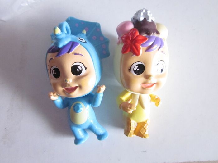 Cry Babies Magic Tears Dolls X2