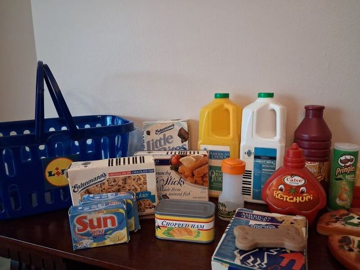 Toy Food and Shopping Basket