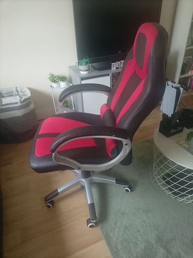 gaming chair