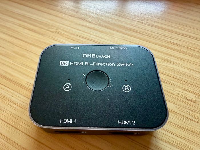 8K HDMI 2.1 Bi-Directional Switch / Splitter (2-in-1 or 1-in-2)
