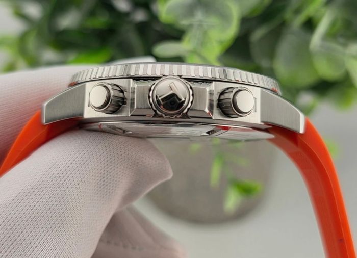 Tissot Seastar 1000 Quartz Watch New In Box