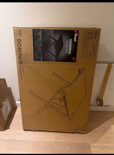 Dominus GXT 711 Gaming Desk