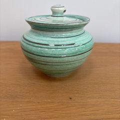 Pottery Jar with Lid (10cm)