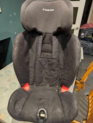 Free Maxi Cosi Titan isofix Car seat