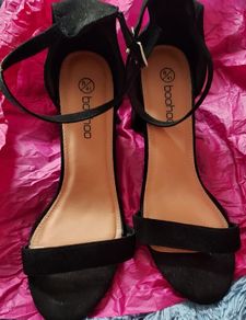 Like new Black suede block heel Sandals uk8